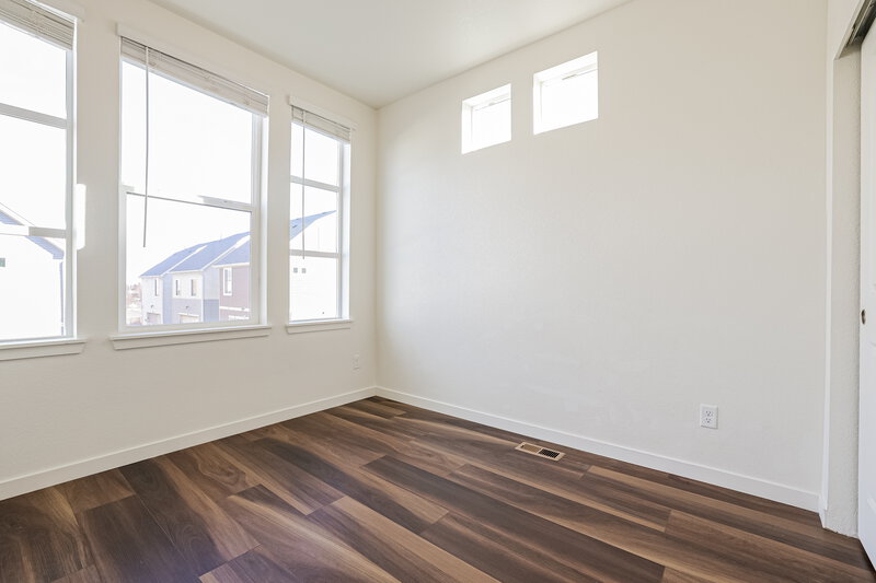 2,750/Mo, 18580 E. 47th Place Denver, CO 80249 Bedroom View 2