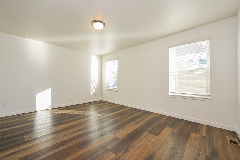 2,665/Mo, 18564 E. 47th Place Denver, CO 80249 Main Bedroom View 2