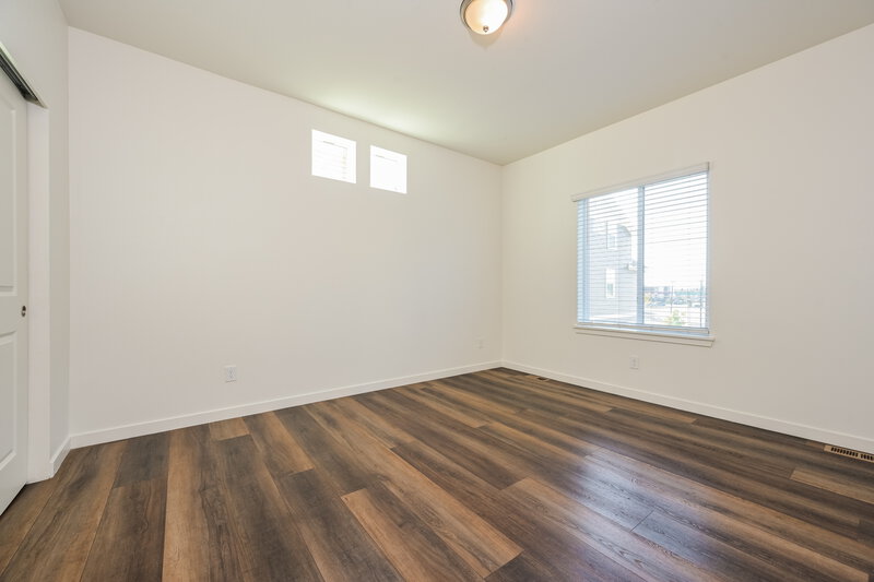 2,665/Mo, 18564 E. 47th Place Denver, CO 80249 Bedroom View 2