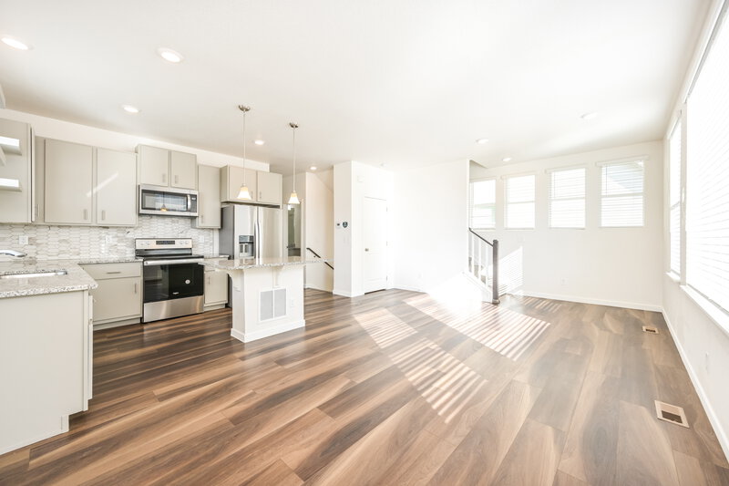2,600/Mo, 18561 E. 47th Avenue Denver, CO 80249 Living Room View