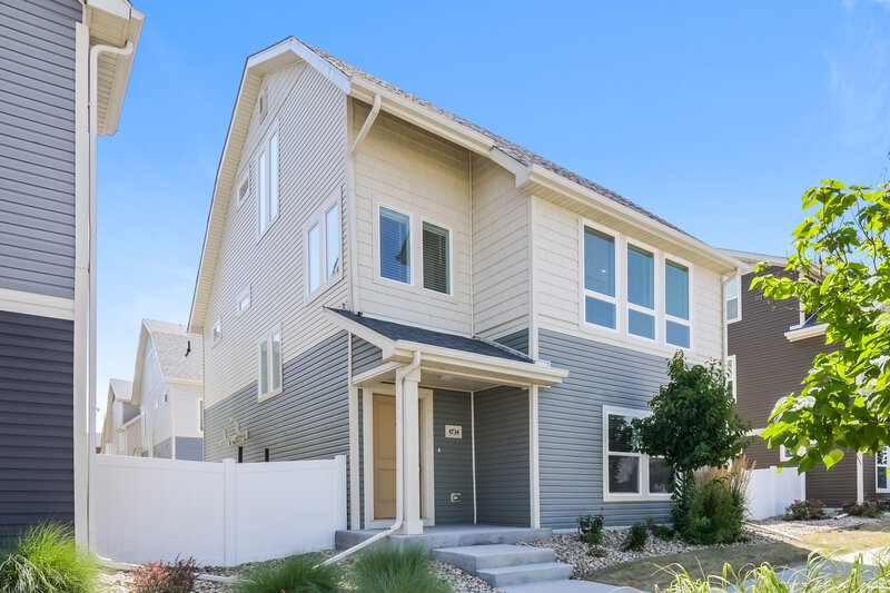 2,795/Mo, 4734 N. Tower Court Denver, CO 80249 Front View
