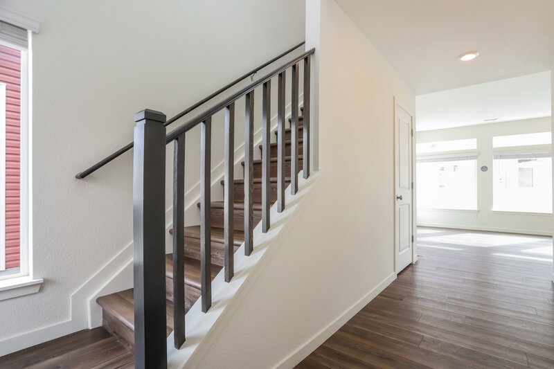 3,750/Mo, 18560 E. 47th Avenue Denver, CO 80249 Foyer View