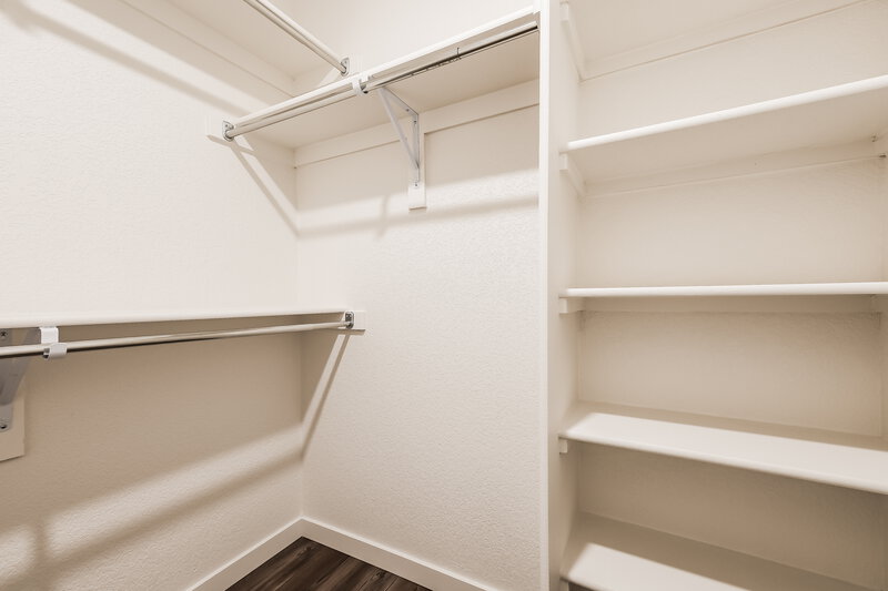 2,675/Mo, 18560 E. 47th Avenue Denver, CO 80249 Walk In Closet View