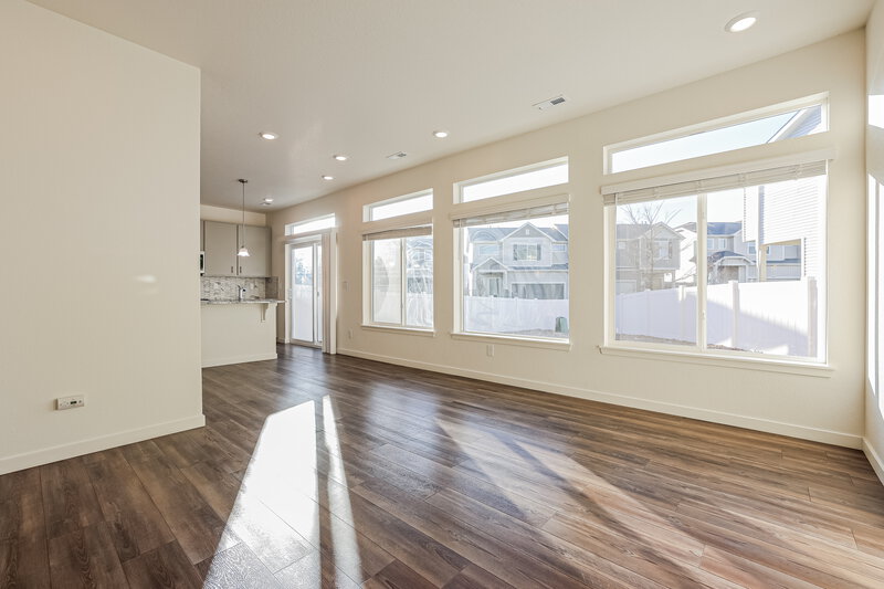 2,720/Mo, 18568 E. 47th Avenue Denver, CO 80249 Living Room View 3