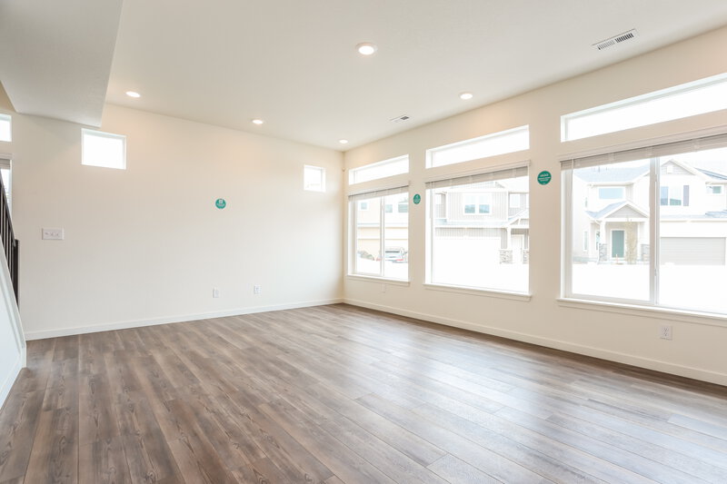 3,790/Mo, 18570 E. 47th Avenue Denver, CO 80249 Living Room View 2