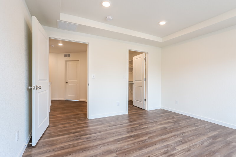 3,790/Mo, 18570 E. 47th Avenue Denver, CO 80249 Main Bedroom View 2