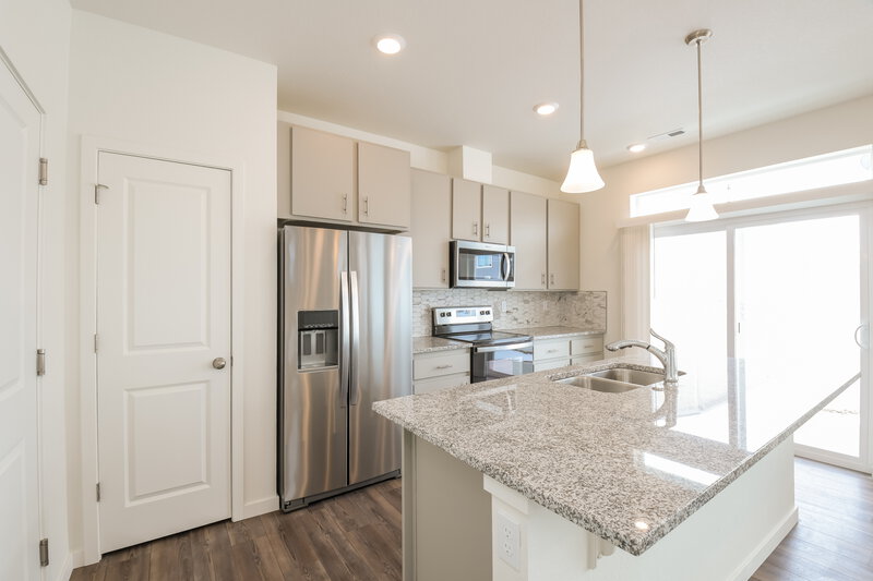 2,650/Mo, 4648 N. Tower Drive Denver, CO 80249 Kitchen View