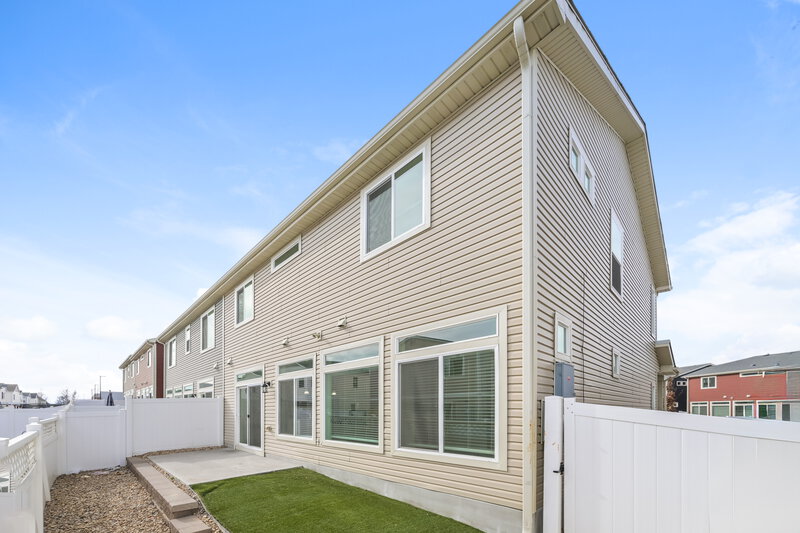 2,490/Mo, 4674 N. Tower Drive Denver, CO 80249 Rear View