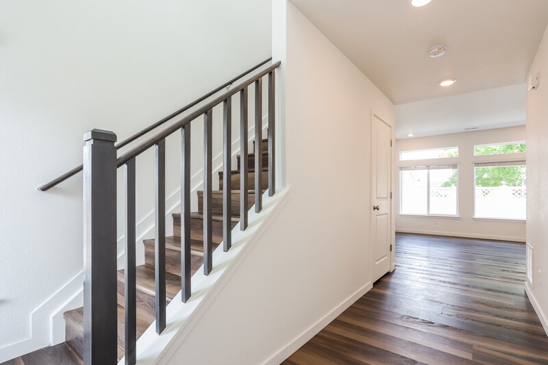 2,765/Mo, 4704 N. Tower Drive Denver, CO 80249 Foyer View