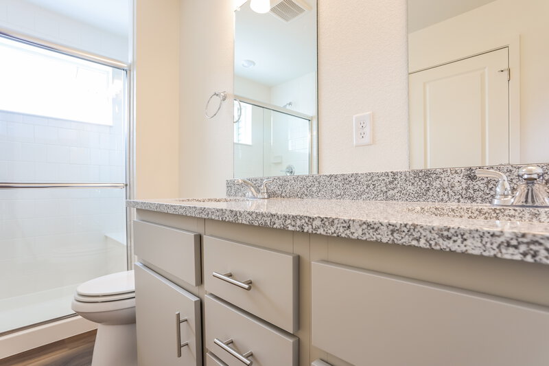 2,870/Mo, 4726 N. Tower Drive Denver, CO 80249 Main Bathroom View