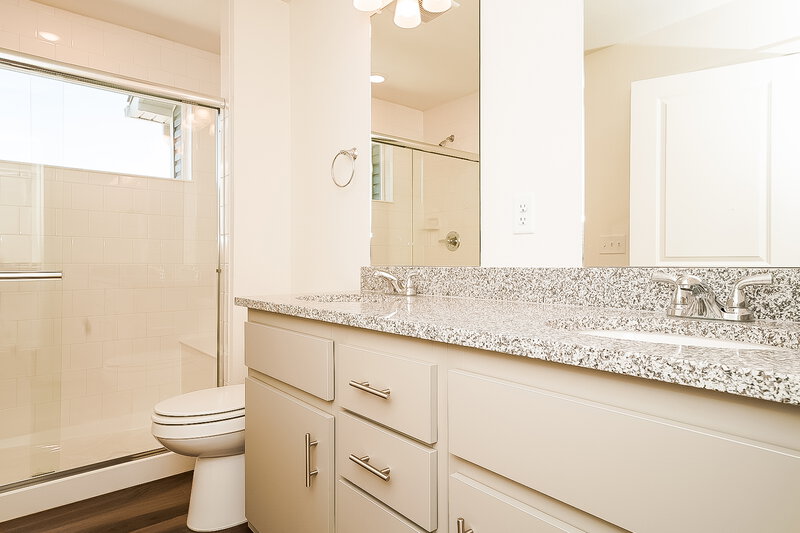 3,115/Mo, 4750 N. Tower Drive Denver, CO 80249 Main Bathroom View