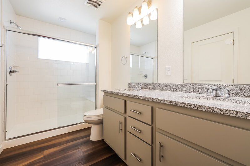 2,700/Mo, 4750 N. Tower Drive Denver, CO 80249 Main Bathroom View