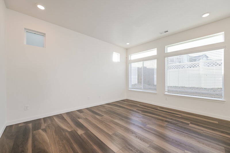 2,765/Mo, 4760 N. Tower Drive Denver, CO 80249 Misc View 3