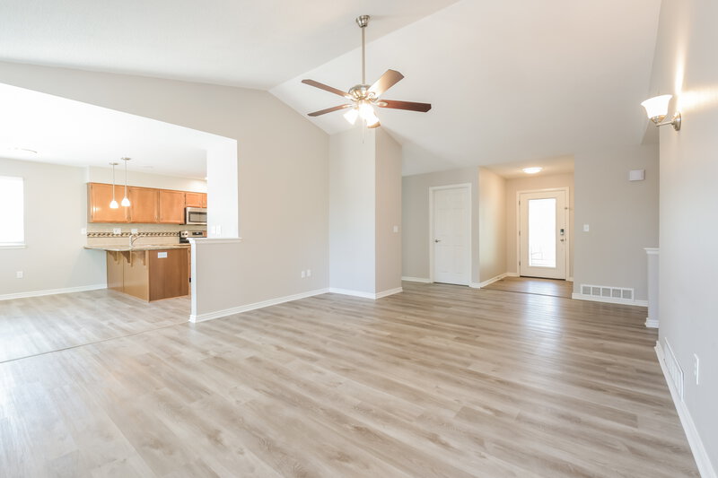 3,595/Mo, 3745 W Union Ave Denver, CO 80236 Living Room View