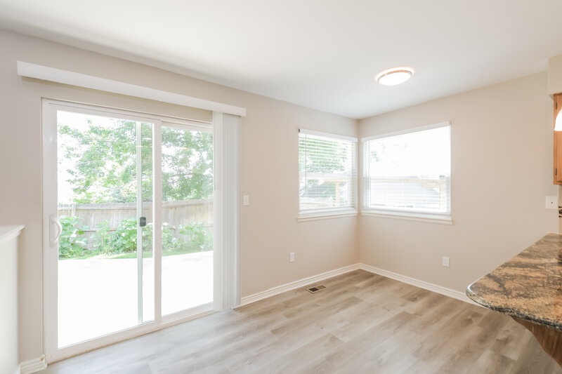 3,595/Mo, 3745 W Union Ave Denver, CO 80236 Breakfast Nook View