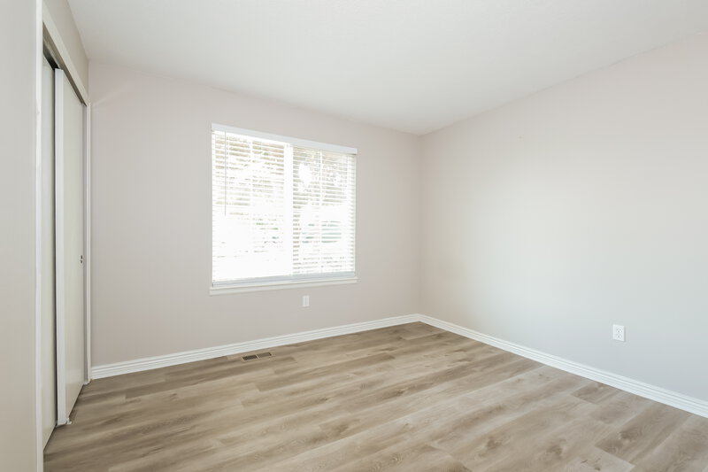 3,595/Mo, 3745 W Union Ave Denver, CO 80236 Bedroom View