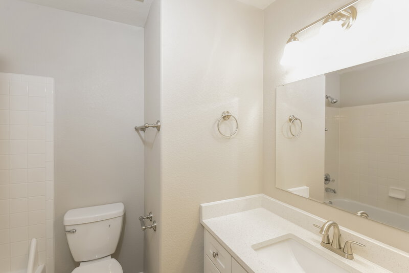 2,985/Mo, 5123 Sydney Ave Highlands Ranch, CO 80130 Bathroom View