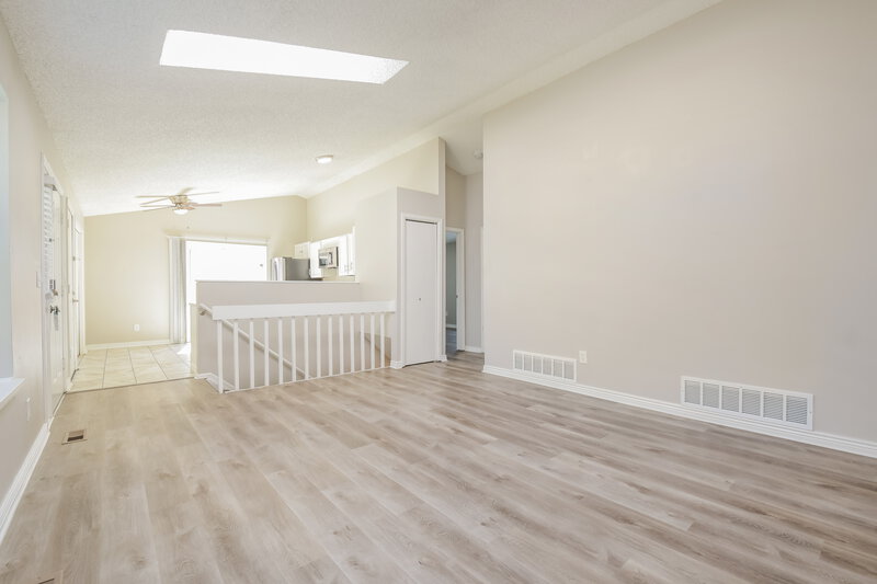 2,515/Mo, 4557 Gibraltar Way Denver, CO 80249 Living Room View 2