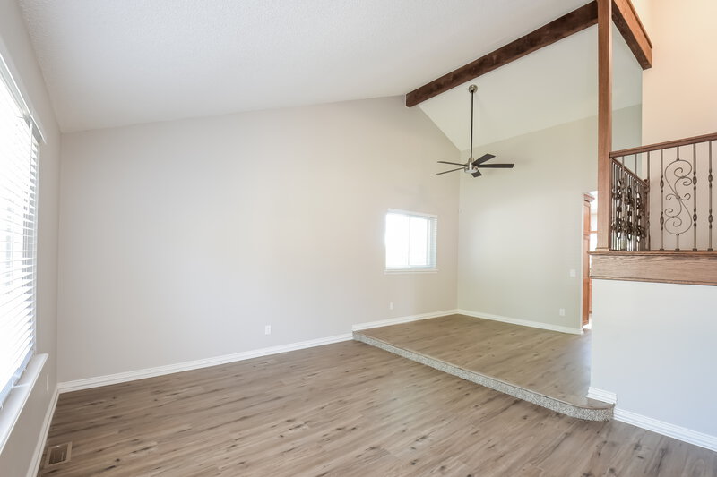 3,675/Mo, 17294 E Kenyon Dr Aurora, CO 80013 Sitting Room View 2