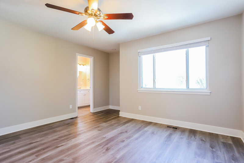 3,195/Mo, 20967 East 45th Avenue Denver, CO 80249 Main Bedroom View