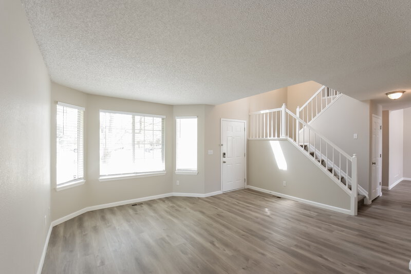3,740/Mo, 5521 W 117th Pl Westminster, CO 80020 Living Room View 3