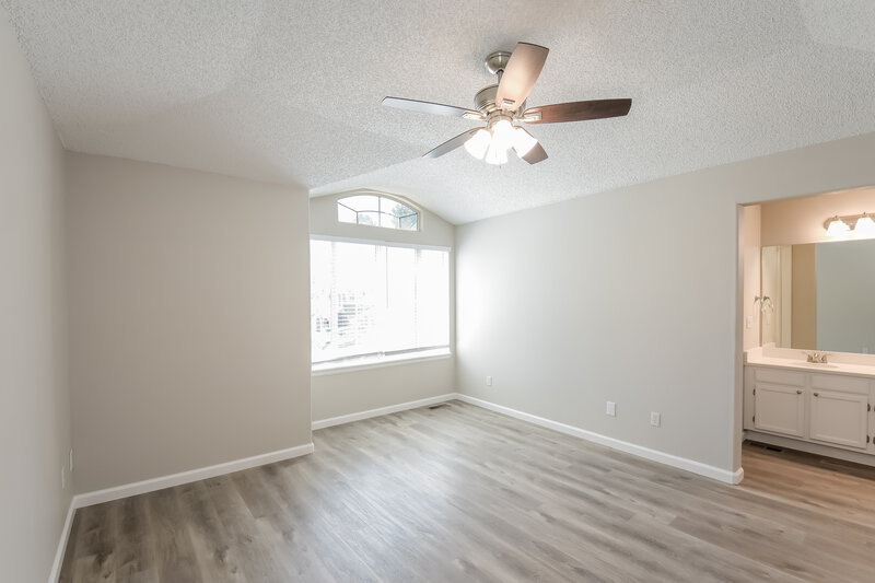 3,740/Mo, 5521 W 117th Pl Westminster, CO 80020 Main Bedroom View