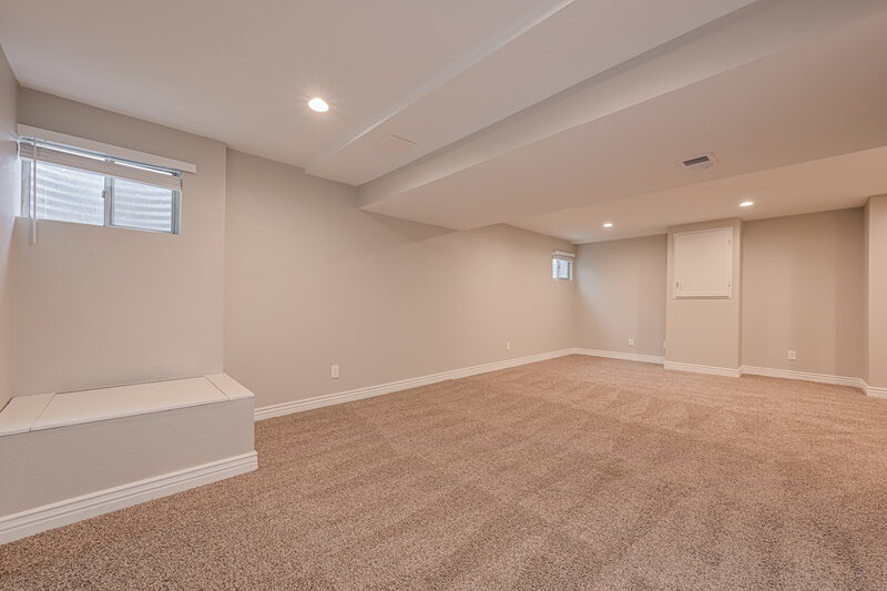 3,230/Mo, 514 Timberline Pl Highlands Ranch, CO 80126 Family Room View 2