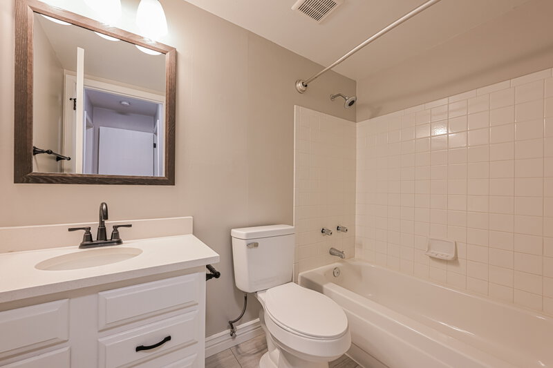 3,230/Mo, 514 Timberline Pl Highlands Ranch, CO 80126 Bathroom View