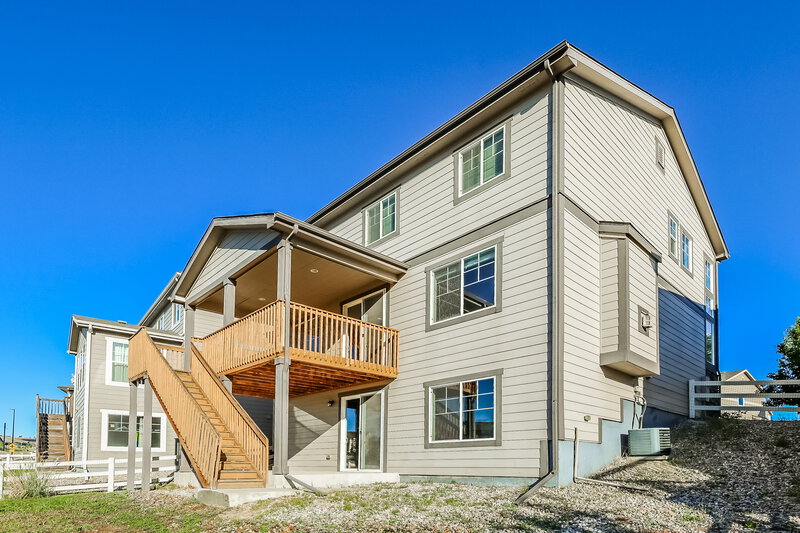 3,140/Mo, 2638 Garganey Dr Castle Rock, CO 80104 Rear View