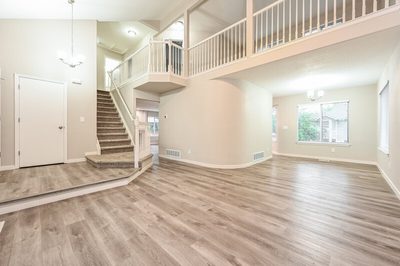 3,175/Mo, 9978 Deer Creek Ln Highlands Ranch, CO 80129 Living Room View 3