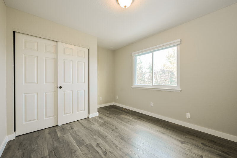 2,990/Mo, 4483 Lyndenwood Pt Highlands Ranch, CO 80130 Bedroom View