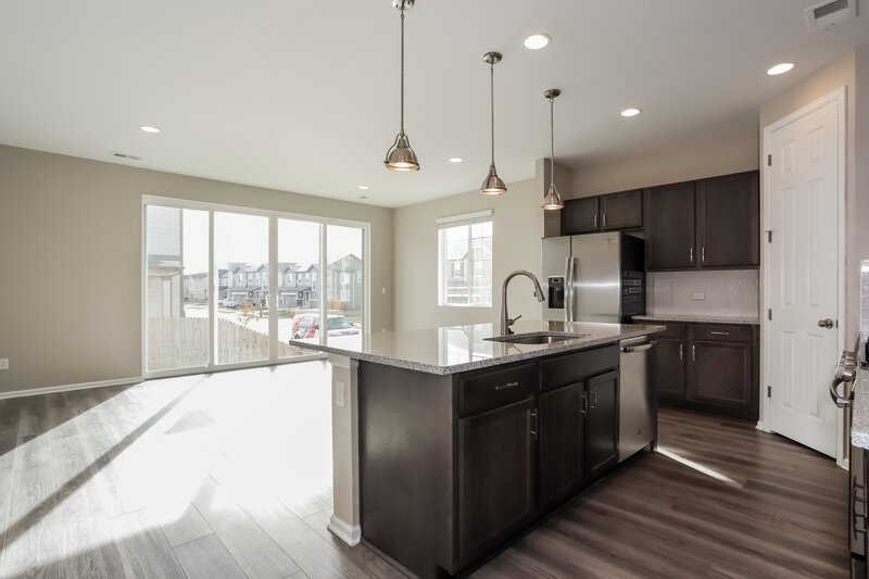 2,695/Mo, 17918 E 99th Pl Commerce City, CO 80022 Kitchen View