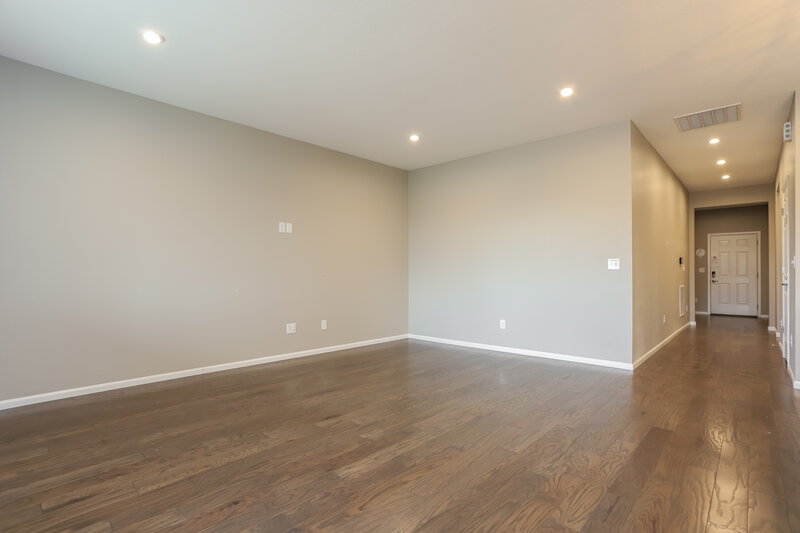 3,305/Mo, 21260 E Princeton Pl Aurora, CO 80013 Living Room View