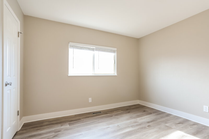 2,450/Mo, 19700 E Bates Ave Aurora, CO 80013 Main Bedroom View