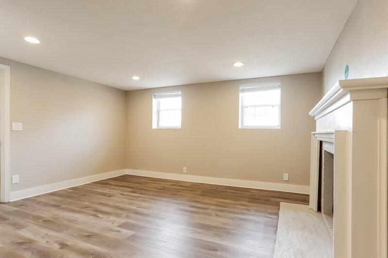 2,450/Mo, 19700 E Bates Ave Aurora, CO 80013 Basement View 2