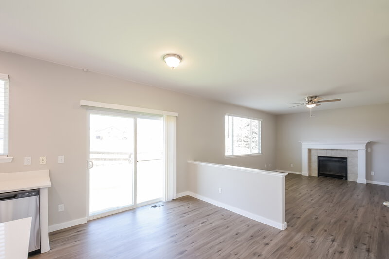 3,155/Mo, 3903 S Shawnee Way Aurora, CO 80018 Dining Room View