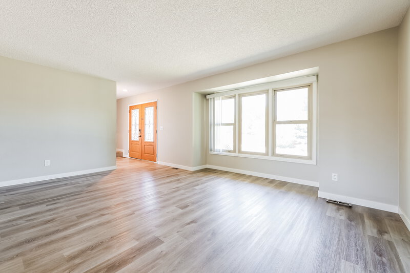 3,280/Mo, 4792 S Gar Way Denver, CO 80123 Living Room View 2