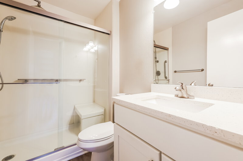 3,280/Mo, 4792 S Gar Way Denver, CO 80123 Bathroom View