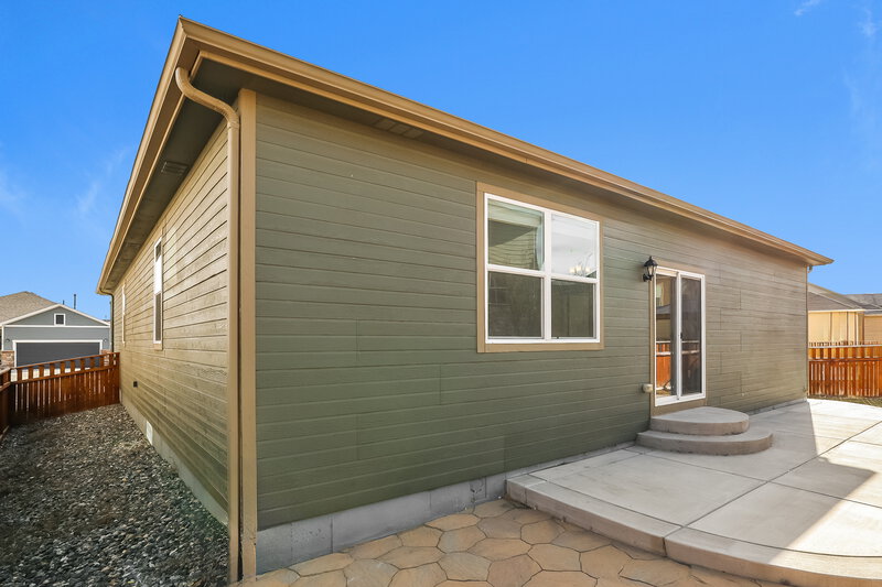 2,675/Mo, 535 Hermosa St Lochbuie, CO 80603 Rear View 2