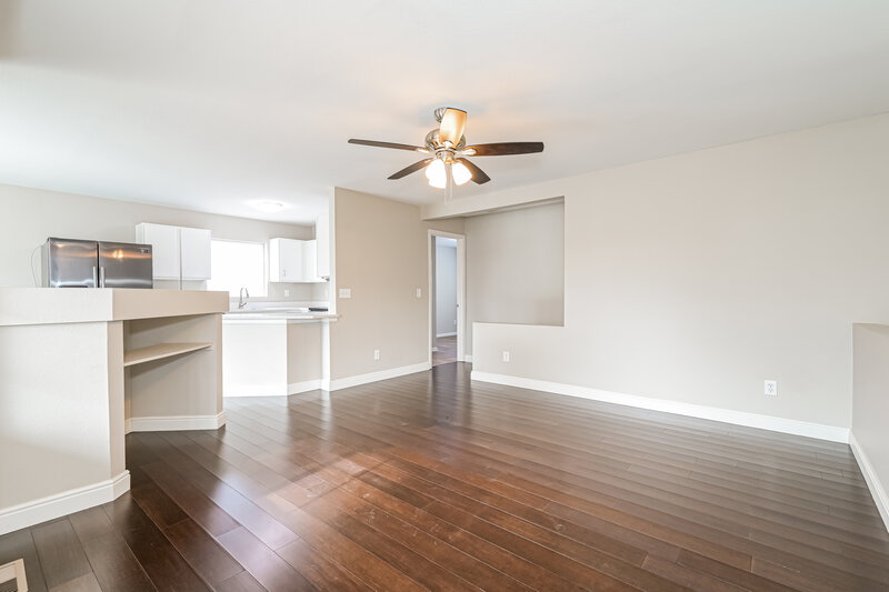 2,325/Mo, 18653 E 42nd Pl Denver, CO 80249 Living Room View