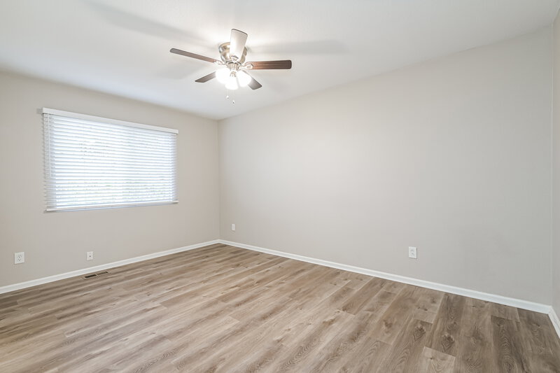 2,325/Mo, 18653 E 42nd Pl Denver, CO 80249 Main Bedroom View