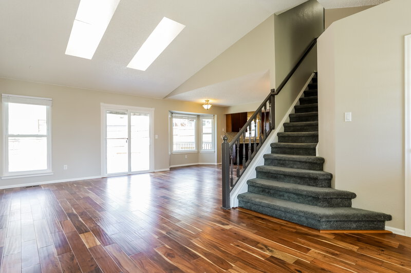 2,860/Mo, 14445 W Yale Pl Lakewood, CO 80228 Living Room View
