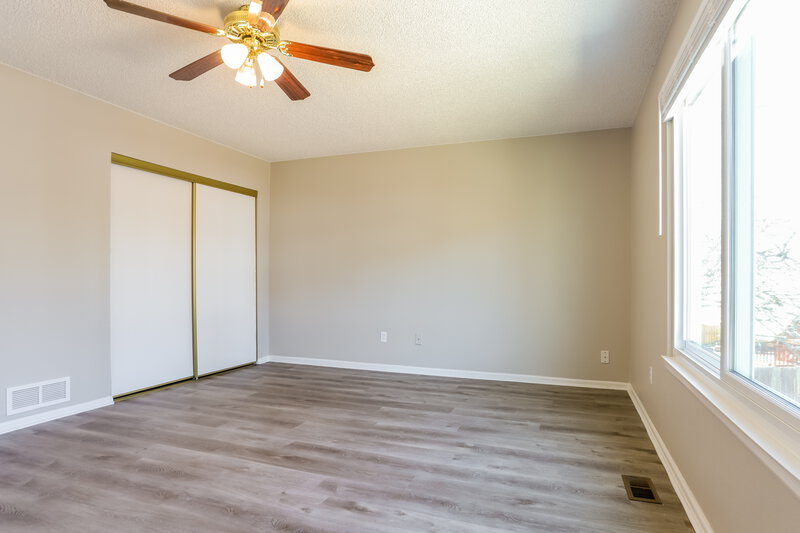 2,860/Mo, 14445 W Yale Pl Lakewood, CO 80228 Main Bedroom View