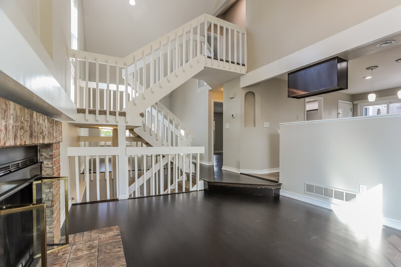 3,240/Mo, 9469 W Nichols Dr Littleton, CO 80128 Sitting Room View