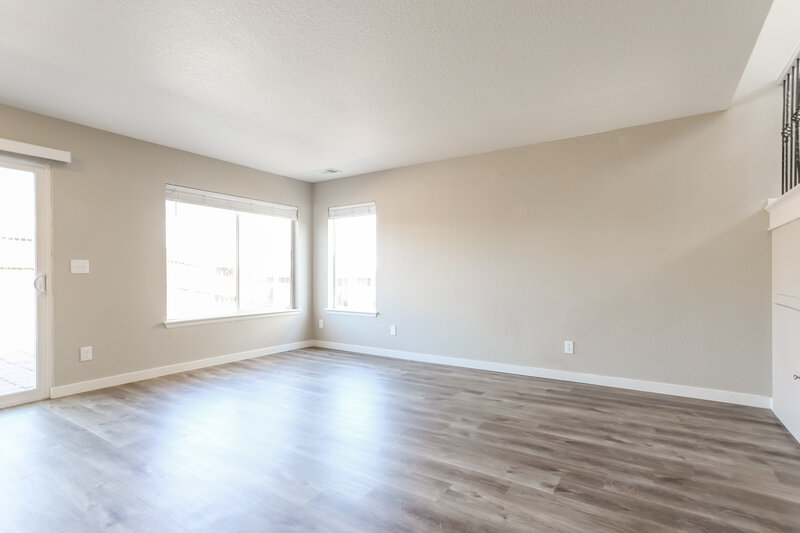 3,535/Mo, 3963 Jericho St Denver, CO 80249 Sitting Room View