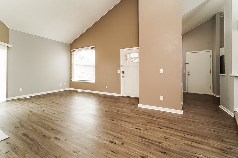 2,610/Mo, 4494 Genoa St Denver, CO 80249 Dining Room View