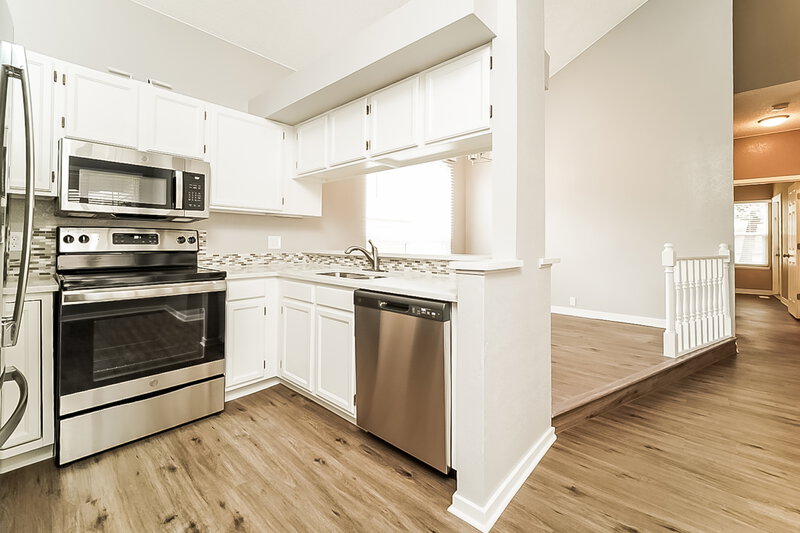 2,610/Mo, 4494 Genoa St Denver, CO 80249 Kitchen View