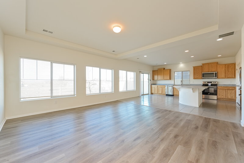 3,085/Mo, 5559 Cathay Ct Denver, CO 80249 Living Room View