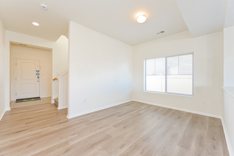 3,085/Mo, 5559 Cathay Ct Denver, CO 80249 Dining Room View