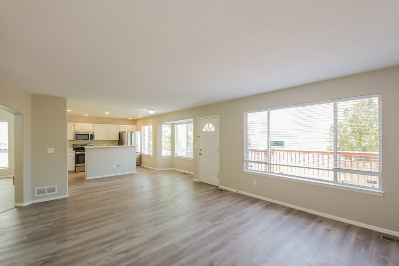 3,035/Mo, 2793 S Danube St Aurora, CO 80013 Living Room View